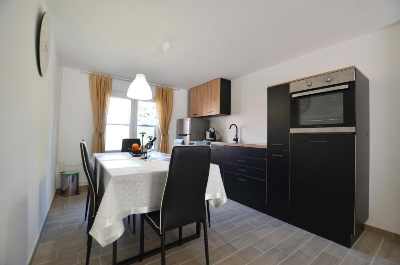 Katy Apartment روفينج المظهر الخارجي الصورة